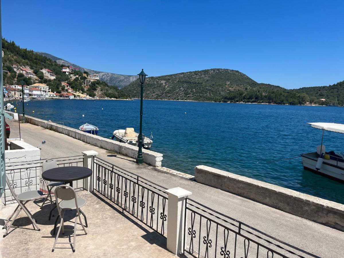 Modern Cottage On The Sea Vathí Kültér fotó